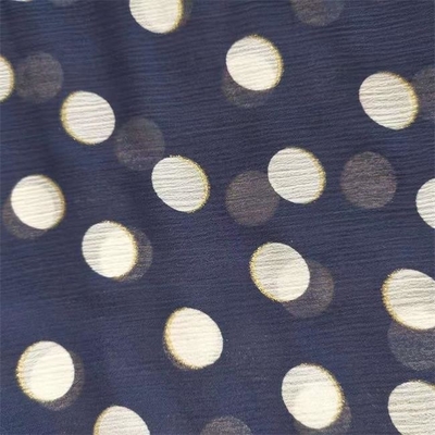 l'AOP de Crinckle de tissu de mousseline de soie du polyester 75gsm a imprimé et d'or